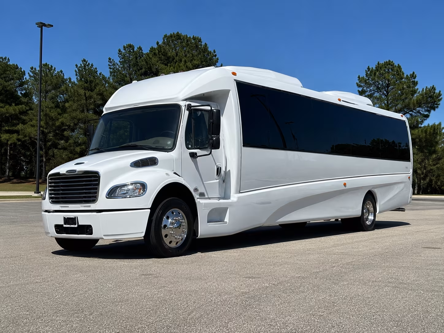 Bowling Green Birthday, Sweet 16, & Quinceañera Party Bus Rentals